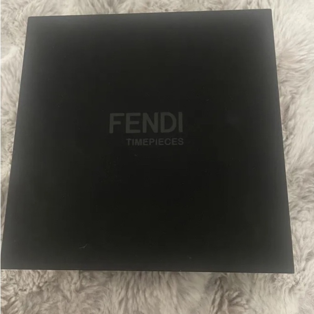 FENDI TIMEPIECES Momento Chronograph White Round Dial Men’s Watch - Picture 9 of 10